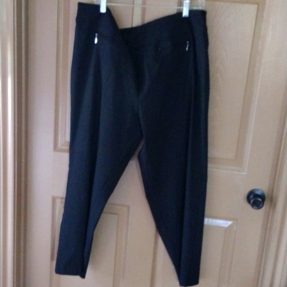 NWT  Ladies Plus Size Pants by AVENUE - Picture 1 of 15